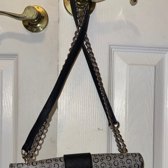 Guess Black and Gray Patterned Crossbody Bag - Picture 4 of 13